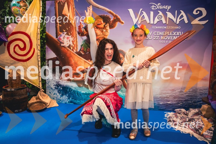  Katja Ajster - Kataya, pevka, igralka;  ... Vaiana 2, premiera animiranega filma v Cineplexx Ljubljana
