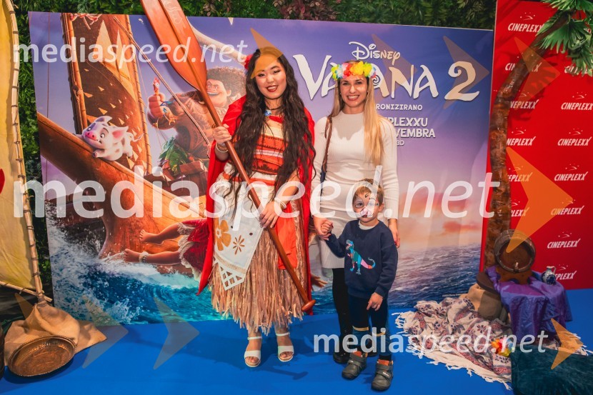  Val Mandz, cosplayer ;  ... ;  Alaska Olivia GrilcVaiana 2, premiera animiranega filma v Cineplexx Ljubljana