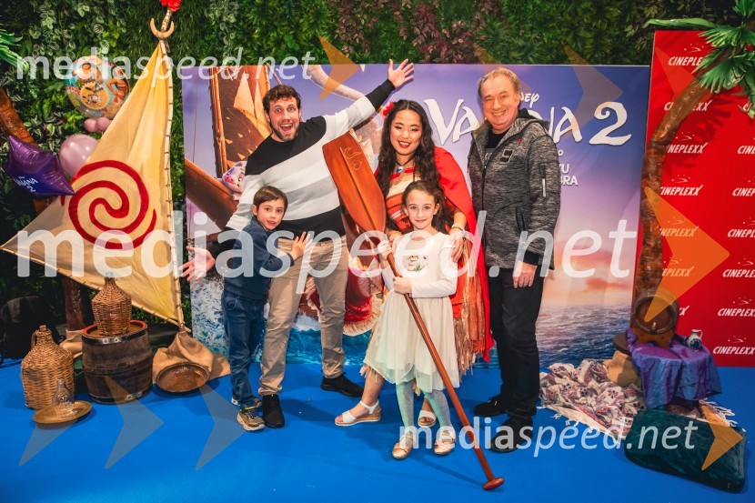  ... ;  Žiga Bunič, igralec;  Val Mandz, cosplayer ;  ... ;  Marjan Bunič, pevec, voditelj, Radio OgnjiščeVaiana 2, premiera animiranega filma v Cineplexx Ljubljana