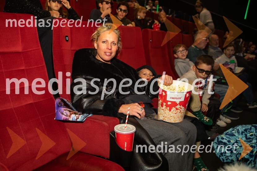  Manja Stević, voditeljica, Jutro na PlanetuVaiana 2, premiera animiranega filma v Cineplexx Ljubljana
