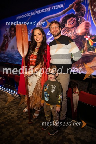  Val Mandz, cosplayer ;  ... ;  Žiga Bunič, igralecVaiana 2, premiera animiranega filma v Cineplexx Ljubljana