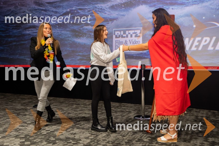  Azra Pucko, Hiša plesa, Libero dance center;  ... ;  Val Mandz, cosplayer Vaiana 2, premiera animiranega filma v Cineplexx Ljubljana