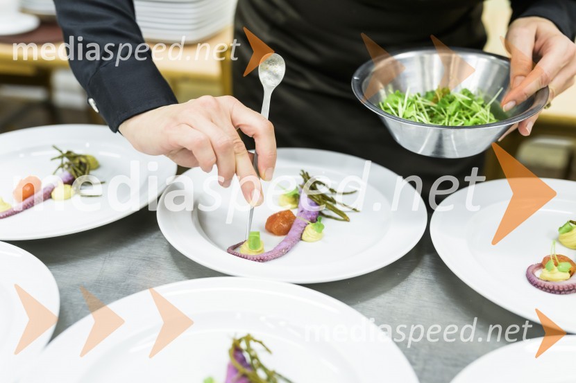 Večerja s kuharji iz Splita na Srednji šoli za gostinstvo in turizem Maribor