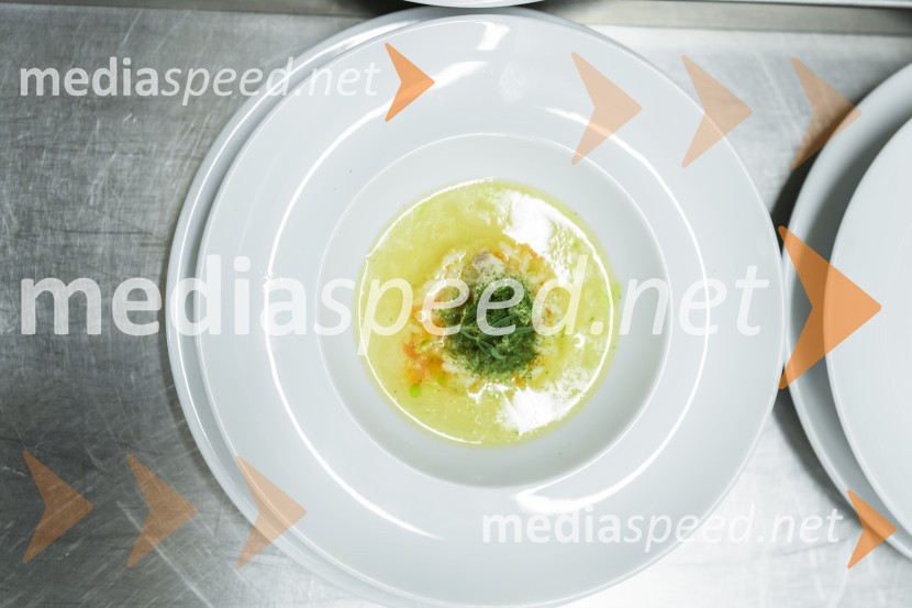 Večerja s kuharji iz Splita na Srednji šoli za gostinstvo in turizem Maribor