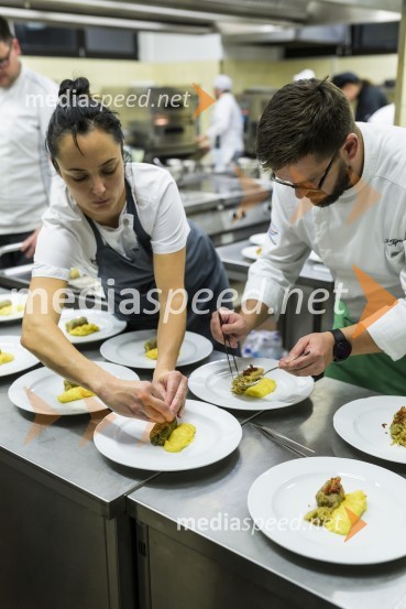 Večerja s kuharji iz Splita na Srednji šoli za gostinstvo in turizem Maribor