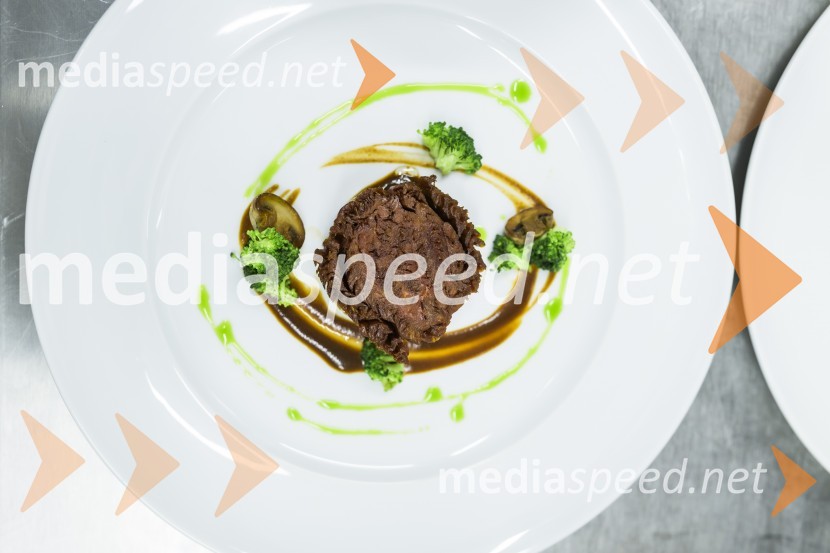 Večerja s kuharji iz Splita na Srednji šoli za gostinstvo in turizem Maribor