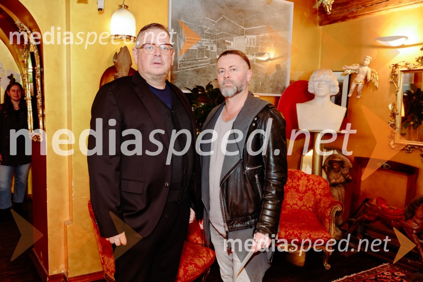  Robert Waltl, direktor, Mini teater;  ... Samo še enkrat gremo spat, premiera v Mini teatru