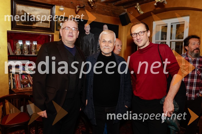  Robert Waltl, direktor, Mini teater;  Niko Goršič, dramaturg in gledališki kritik; mag. Aleš Drenik, vodja programa resne glasbe, opere in balet, Cankarjev domSamo še enkrat gremo spat, premiera v Mini teatru