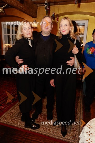  ... ;  Robert Waltl, direktor, Mini teater;  ... Samo še enkrat gremo spat, premiera v Mini teatru