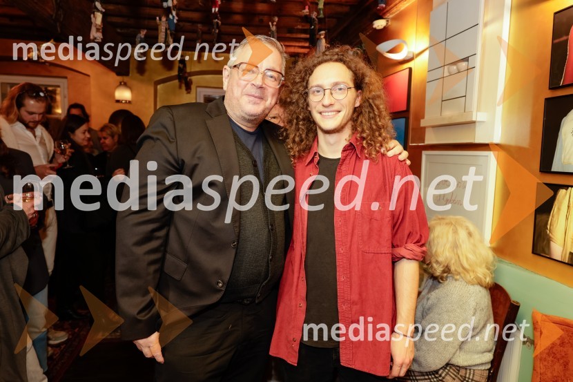  Robert Waltl, direktor, Mini teater;  Filip  Mramor, igralecSamo še enkrat gremo spat, premiera v Mini teatru