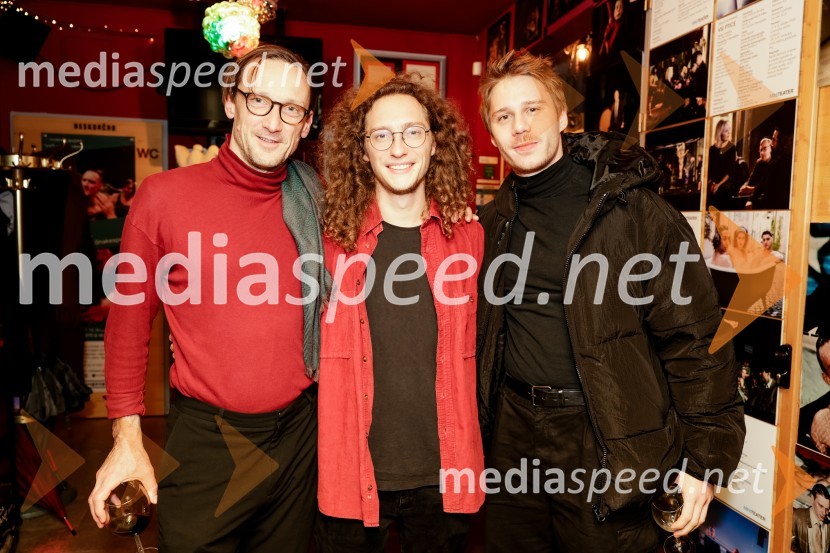  Marko  Mandić, igralec;  Filip  Mramor, igralec;  Timon Šturbej, igralecSamo še enkrat gremo spat, premiera v Mini teatru