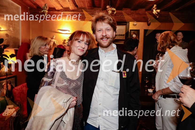  Varja  Hrvatin, dramaturginja;  Jernej Potočan, režiserSamo še enkrat gremo spat, premiera v Mini teatru