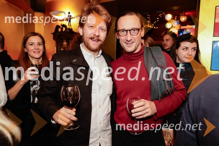  Jernej Potočan, režiser;  Marko  Mandić, igralecSamo še enkrat gremo spat, premiera v Mini teatru