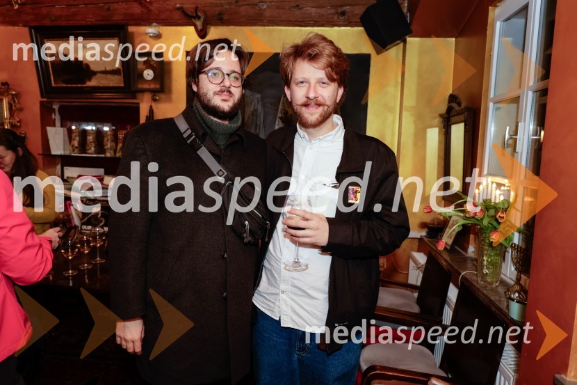  Jan Krmelj, režiser;  Jernej Potočan, režiserSamo še enkrat gremo spat, premiera v Mini teatru