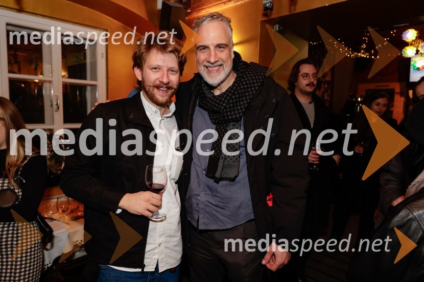  ... ;  Jernej Potočan, režiserSamo še enkrat gremo spat, premiera v Mini teatru