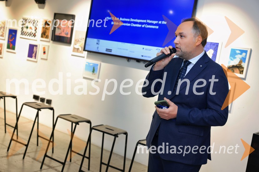  Mart D. Buh, vodja poslovnega razvoja, Britansko-slovenska gospodarska zbornicaV Londonu razstava Radovana Jenka in razprava o prihodnosti trajnostne prenove urbanih območij