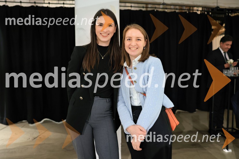  Tara Pleško, Britansko-slovenska gospodarska zbornica;  Špela Rener, Britansko-slovenska gospodarska zbornicaV Londonu razstava Radovana Jenka in razprava o prihodnosti trajnostne prenove urbanih območij