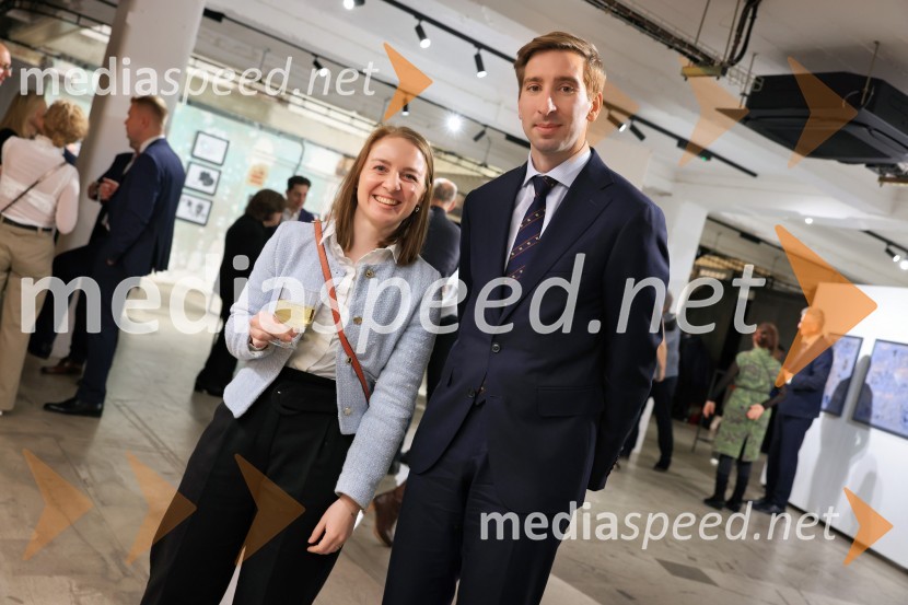  Špela Drobnič Rener, Britansko-slovenska gospodarska zbornica;  Matic Čad, partner, Odvetniška pisarna ČadV Londonu razstava Radovana Jenka in razprava o prihodnosti trajnostne prenove urbanih območij