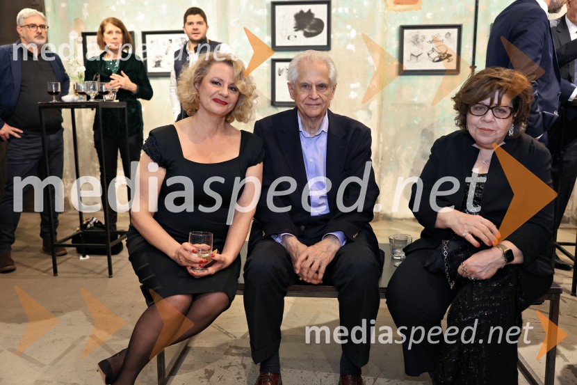  Petra Zakrajšek, arhitektka;  ... ;  ... V Londonu razstava Radovana Jenka in razprava o prihodnosti trajnostne prenove urbanih območij