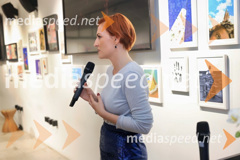 dr. Asta Vrečko, ministrica za kulturoV Londonu razstava Radovana Jenka in razprava o prihodnosti trajnostne prenove urbanih območij