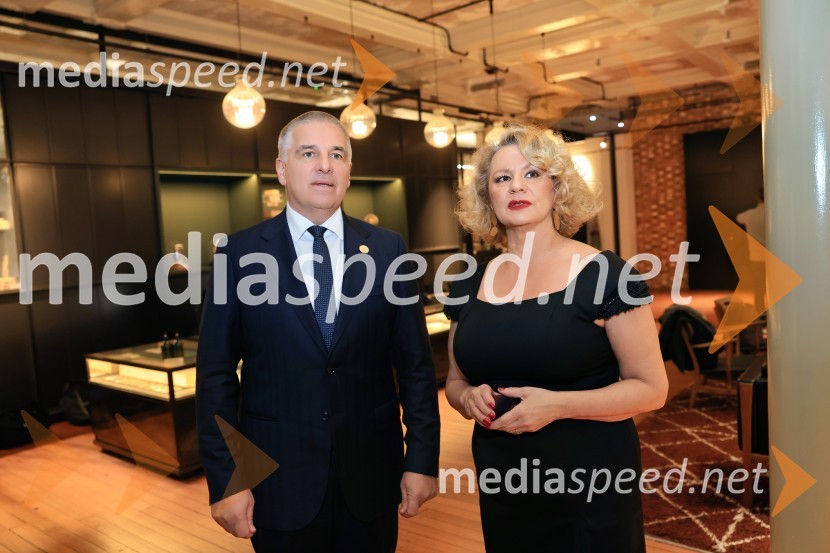  Marko Lotrič, predsednik, Državni svet;  Petra Zakrajšek, arhitektkaV Londonu razstava Radovana Jenka in razprava o prihodnosti trajnostne prenove urbanih območij