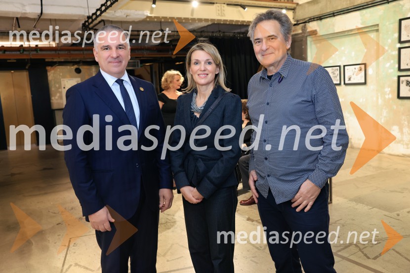  Marko Lotrič, predsednik, Državni svet;  Barbara Uranjek, direktorica, Britansko-slovenska gospodarska zbornica;  Radovan Jenko, umetnikV Londonu razstava Radovana Jenka in razprava o prihodnosti trajnostne prenove urbanih območij