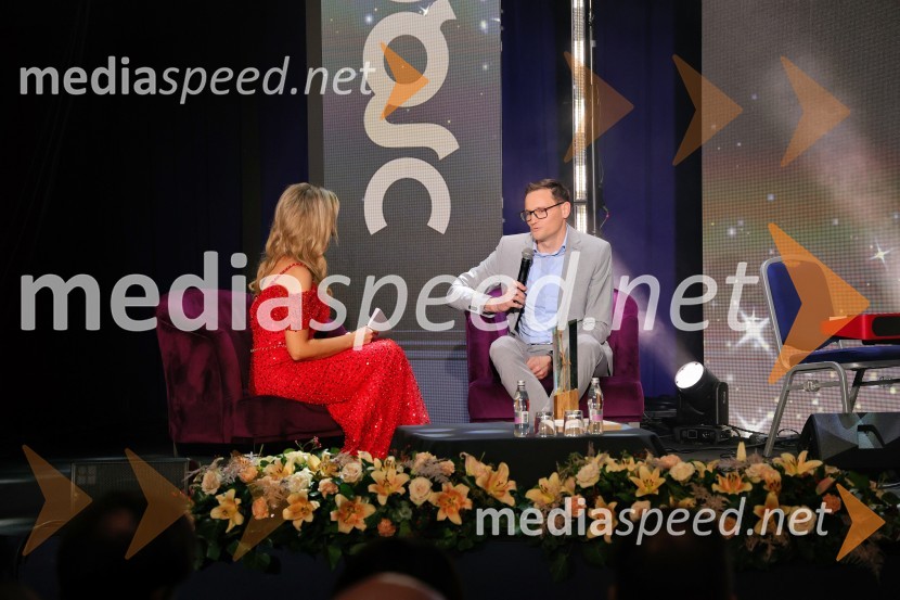  Bernarda Žarn, voditeljica;  Garibaldi Ravnak, direktor, Container d.o.o.Štajerska gospodarska odličnost 2024