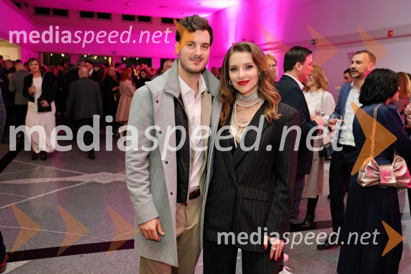  Maja Keuc, pevka, Amaya;  Tilen ZakrajsekŠtajerska gospodarska odličnost 2024