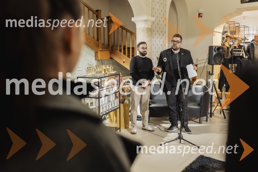  Damien Flynn, mbasador znamke, Nicolai Parfumeur Createur;  Nejc Simšič, novinarVečer gurmanskih dišav z Nicolai Parfumeur Createur v Ikona Ljubljana