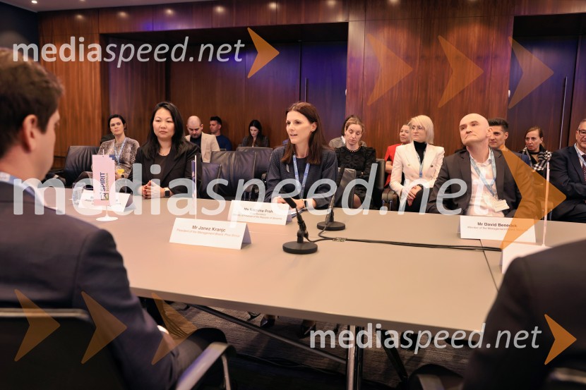  Nikolina Prah, državna sekretarka, Ministrstvo za finance Slovenija;  David Benedek, član uprave, Sava RePoslovna konferenca BSCC na londonski borzi