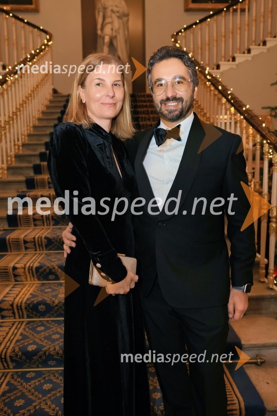  Marija Dragović;  Tine Kračun, direktor, Inštitut za strateške rešitveChristmas Gala 2024, dogodek Britansko - slovenske gospodarske zbornice