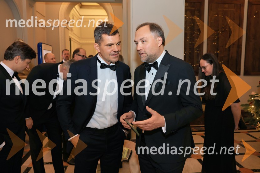  Luka Vesnaver, predsednik Britansko-slovenske gospodarske zbornice in partner v ION Advisory;  Mart D. Buh, vodja poslovnega razvoja, Britansko-slovenska gospodarska zbornicaChristmas Gala 2024, dogodek Britansko - slovenske gospodarske zbornice