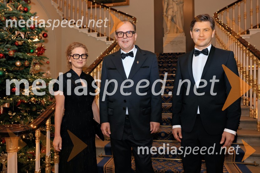  Radica  Atanasova, ESG Novo;  Dejan  Spasovski, ustanovitelj in lastnik, ESG Novo;  Gregor Pajek, partner, odvetniška pisarna Rojs, Peljhan, Prelesnik & partnerjiChristmas Gala 2024, dogodek Britansko - slovenske gospodarske zbornice