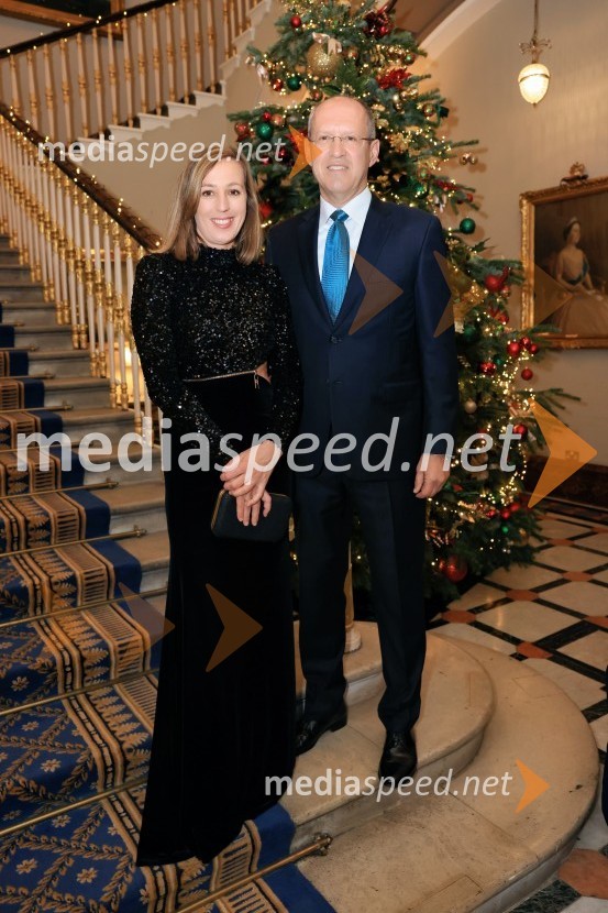  Urška Martelanč, Prva Hiša;  Frano Tos, CEO, Prva HišaChristmas Gala 2024, dogodek Britansko - slovenske gospodarske zbornice