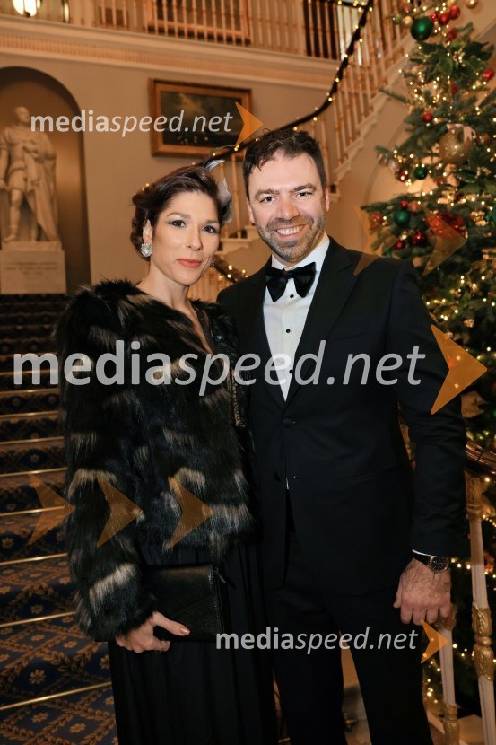  Kaja Kopitar;  Borut Čeh, soustanovitelj in izvršni direktor, Labena d.o.o.Christmas Gala 2024, dogodek Britansko - slovenske gospodarske zbornice