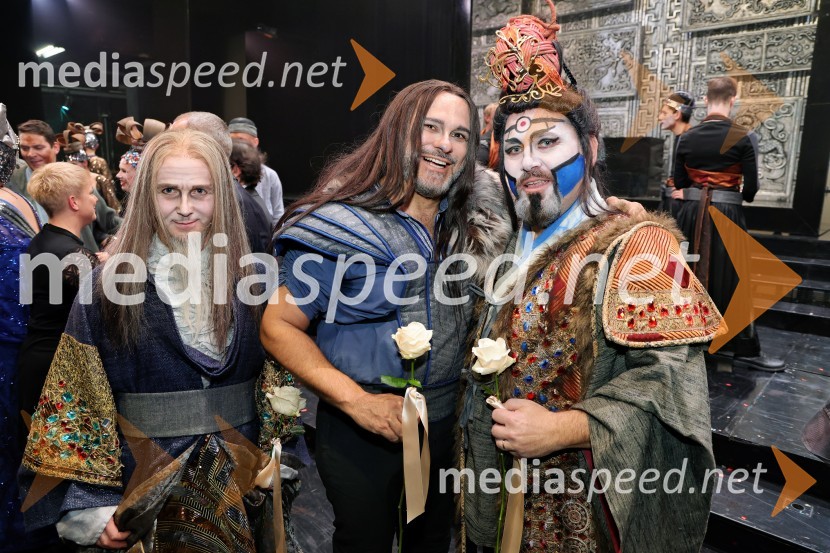  Danilo Kostevšek, operni solist;  Max Jota, pevec;  Jaki Jurgec, operni solistTurandot, opera na odru Slovenskega narodnega gledališča Maribor