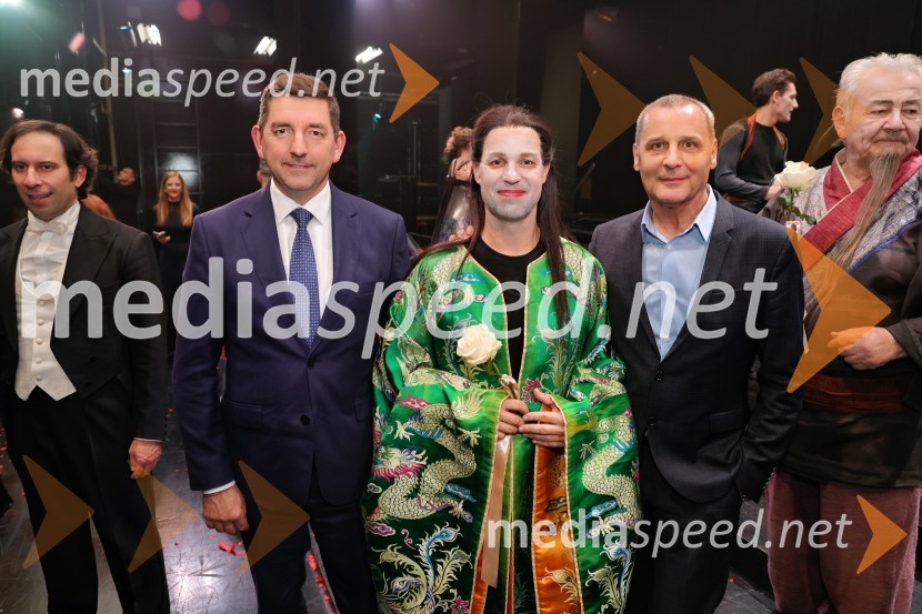 dr. Aleš Musar, lastnik Ruske dače;  Martin Sušnik, operni solist;  Danilo Rošker, direktor SNG MariborTurandot, opera na odru Slovenskega narodnega gledališča Maribor