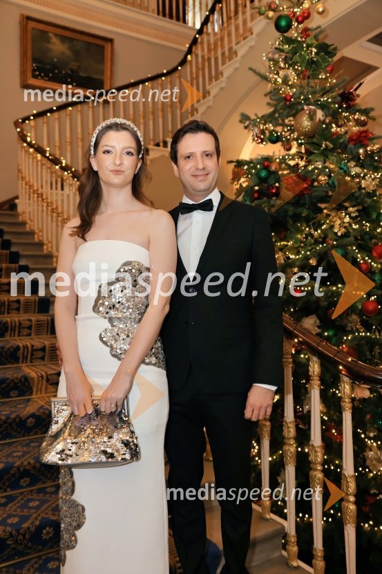  Sara Papež;  Janez Kranjc, predsednik uprave, Prva GroupChristmas Gala 2024, dogodek Britansko - slovenske gospodarske zbornice