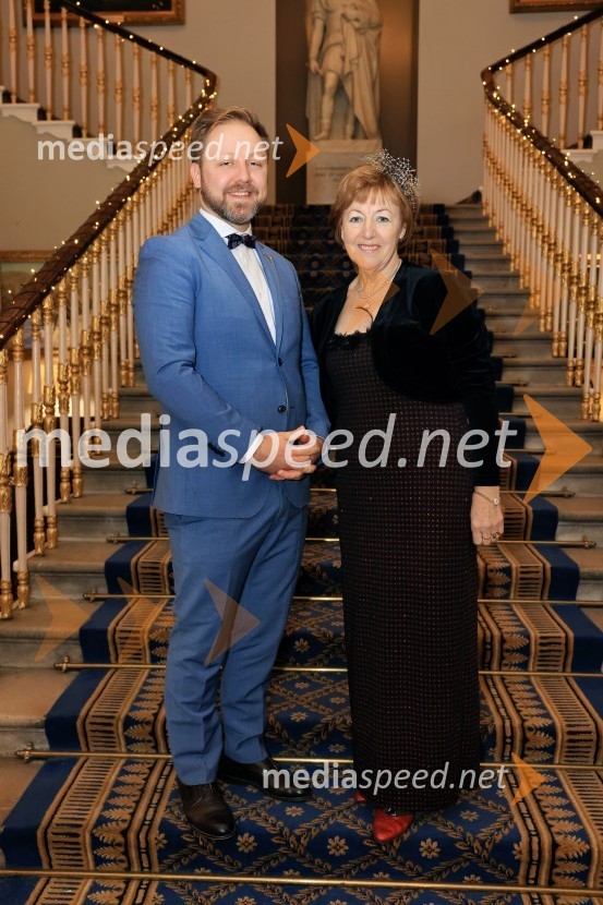  Borut Čeh, soustanovitelj in izvršni direktor, Labena d.o.o.;  Irena Lemut Čeh, LabenaChristmas Gala 2024, dogodek Britansko - slovenske gospodarske zbornice