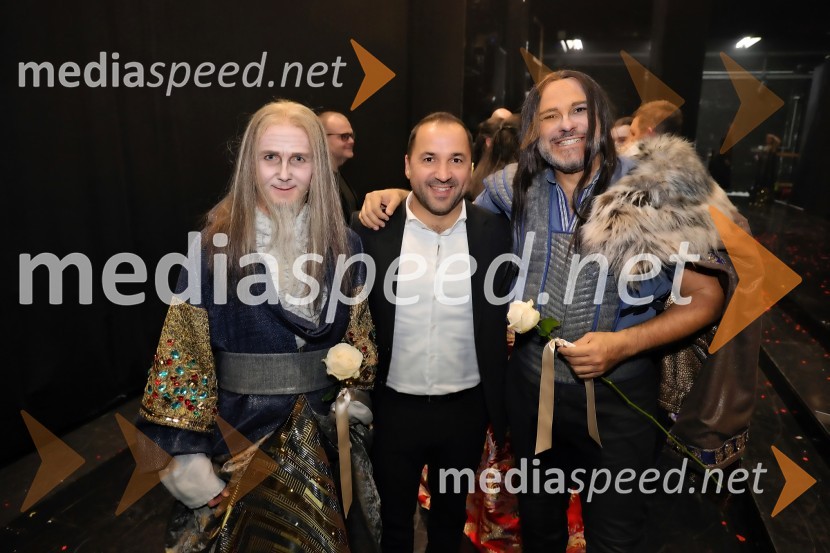  Danilo Kostevšek, operni solist;  Tim Ribič, SNG Maribor;  Max Jota, pevecTurandot, opera na odru Slovenskega narodnega gledališča Maribor