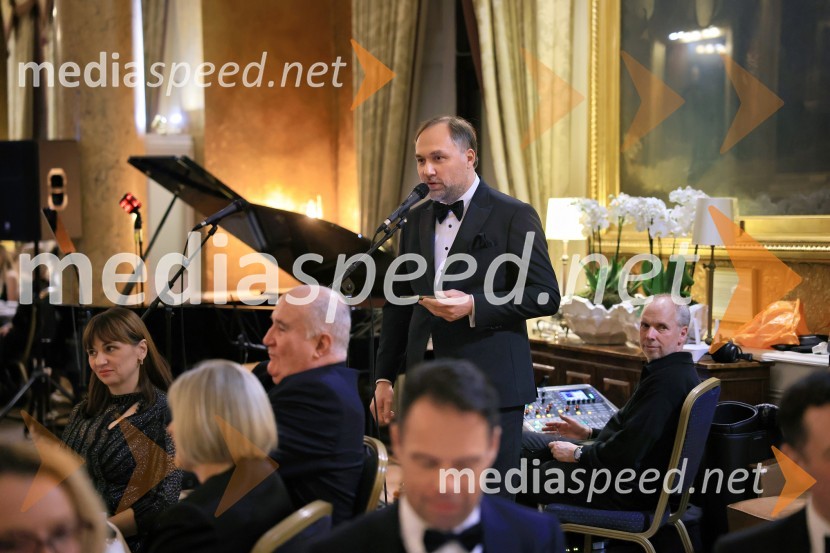  Mart D. Buh, vodja poslovnega razvoja, Britansko-slovenska gospodarska zbornicaChristmas Gala 2024, dogodek Britansko - slovenske gospodarske zbornice