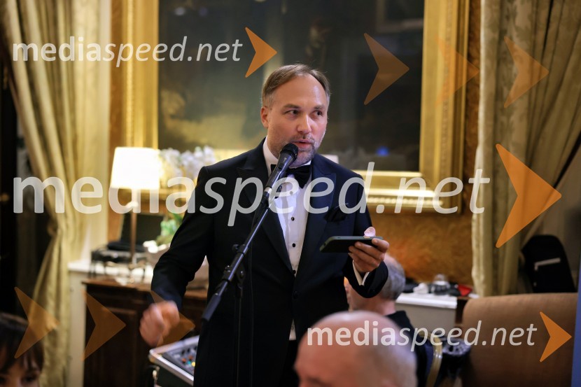  Mart D. Buh, vodja poslovnega razvoja, Britansko-slovenska gospodarska zbornicaChristmas Gala 2024, dogodek Britansko - slovenske gospodarske zbornice