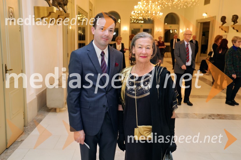 dr. Sebastijan Valentan, duhovnik, Župnija Sveti Peter pri Mariboru- Malečnik;  ... Turandot, opera na odru Slovenskega narodnega gledališča Maribor