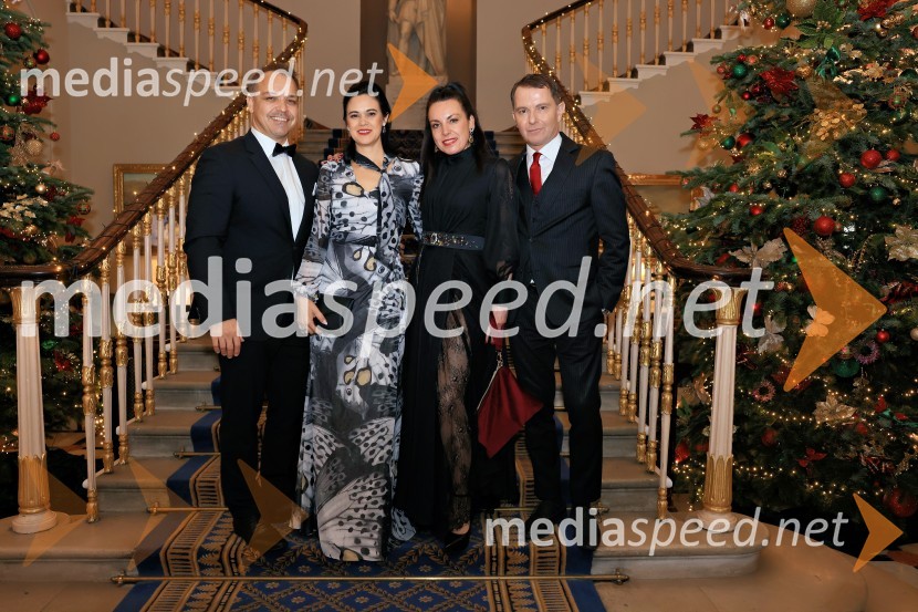 dr. Peter Baloh, direktor in ustanovitelj, Thriverse;  Tatjana Baloh Leban, Thriverse;  Tijana Orešič Barač, dr. med. specialistka dermatologije;  Tomaž Orešič, podpredsednik skupine ResaltaChristmas Gala 2024, dogodek Britansko - slovenske gospodarske zbornice