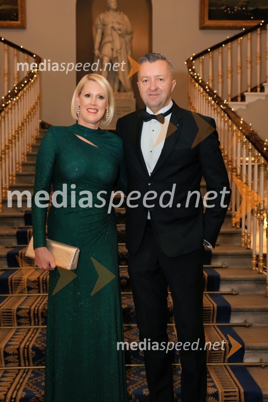  Petra Juvančič, izvršna direktorica, Združenje Manager;  Sergej Požar, AlantraChristmas Gala 2024, dogodek Britansko - slovenske gospodarske zbornice