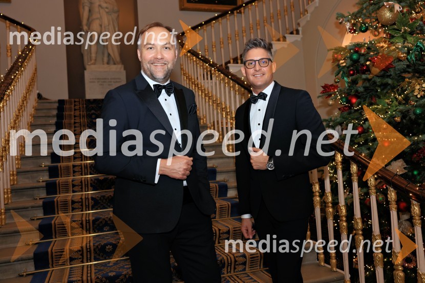  Mart D. Buh, vodja poslovnega razvoja, Britansko-slovenska gospodarska zbornica;  Rok Koželj, AmChamChristmas Gala 2024, dogodek Britansko - slovenske gospodarske zbornice