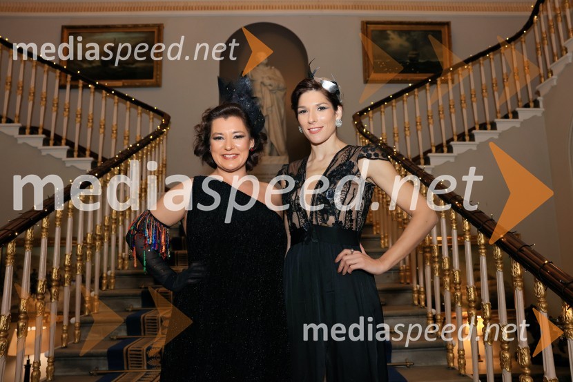  Ana Lazovski, oblikovalka klobukov in maskerka;  Kaja KopitarChristmas Gala 2024, dogodek Britansko - slovenske gospodarske zbornice