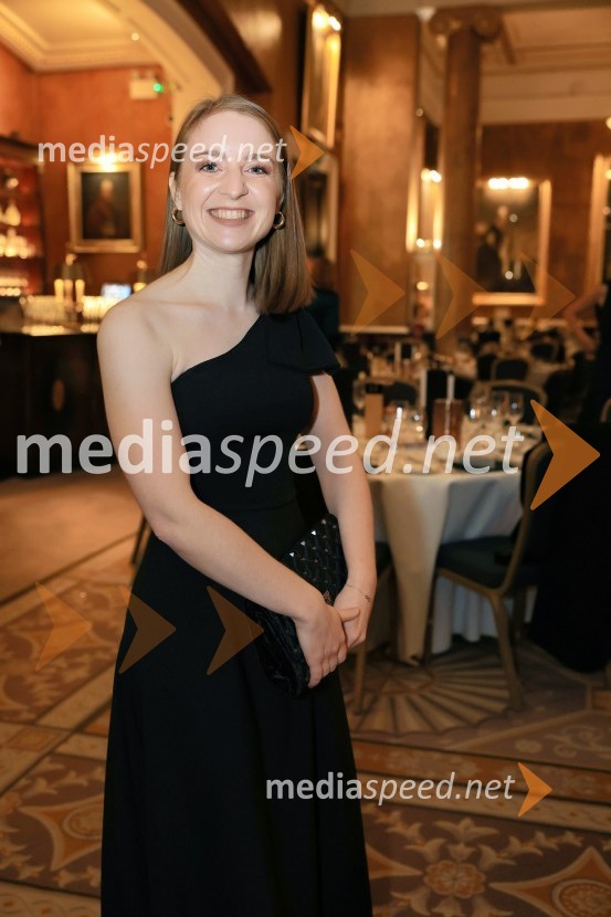  Špela Rener, Britansko-slovenska gospodarska zbornicaChristmas Gala 2024, dogodek Britansko - slovenske gospodarske zbornice