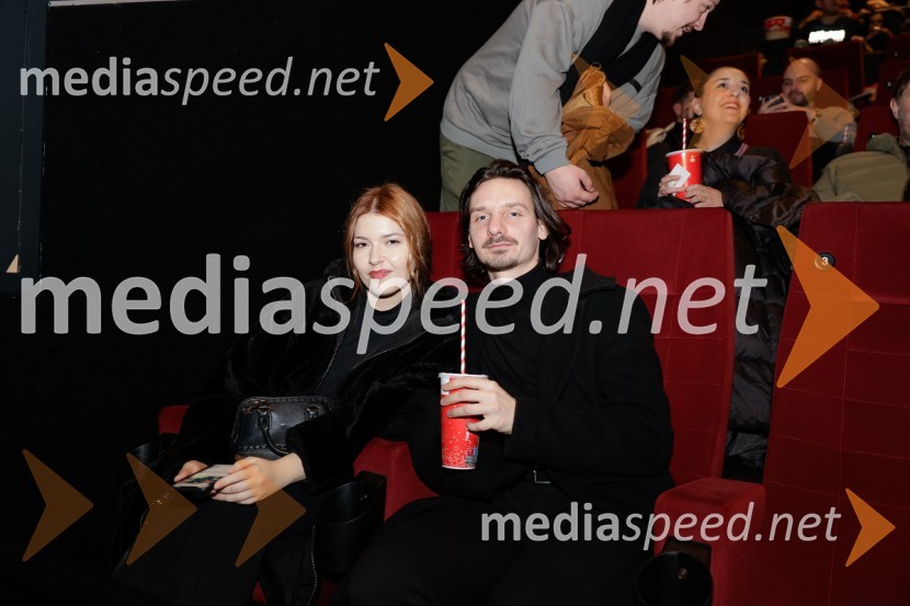  ... ;  Robert Kladnik, igralecPa tako lep dan je bil, premiera slovenskega filma v Cineplexx Ljubljana