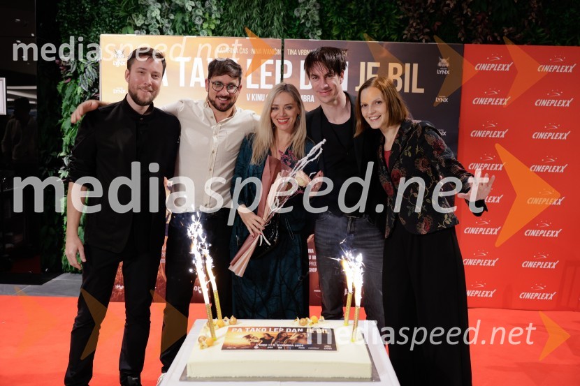  ... ;  Perica Rai, režiser;  Katarina Čas, igralka;  Jure Henigman, igralec;  Barbara Ribnikar, igralkaPa tako lep dan je bil, premiera slovenskega filma v Cineplexx Ljubljana